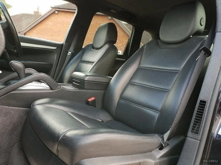 2005 Porsche Cayenne in Chorleywood 9