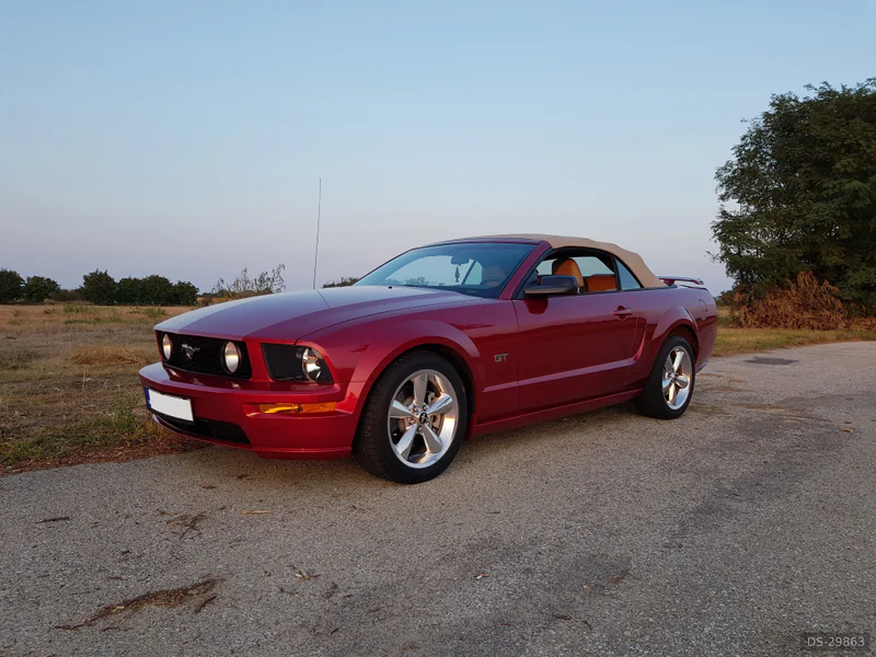 2007 Ford Mustang GT Cabrio in Komárno 7