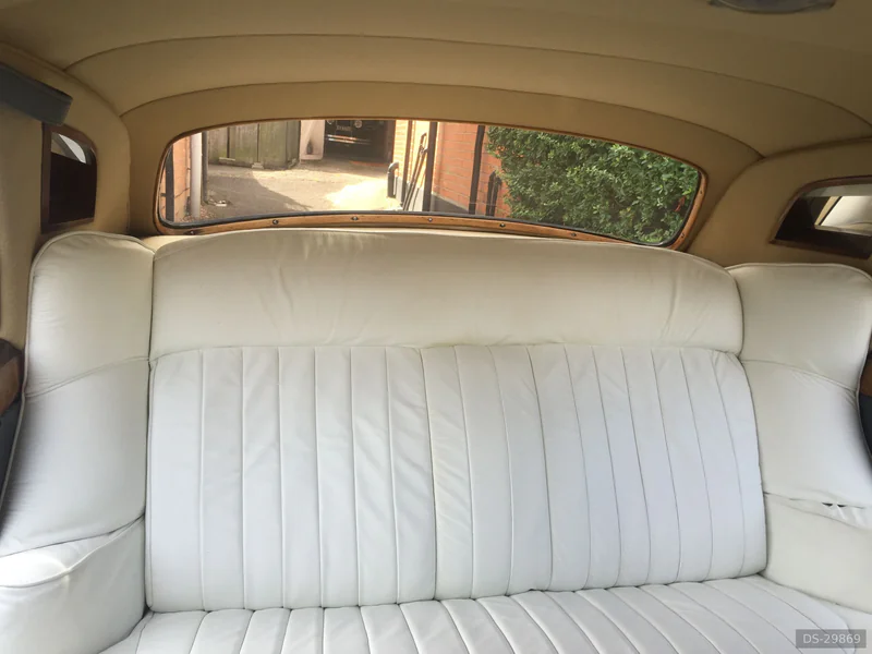 1961 Rolls-Royce Silver Cloud II in London 5