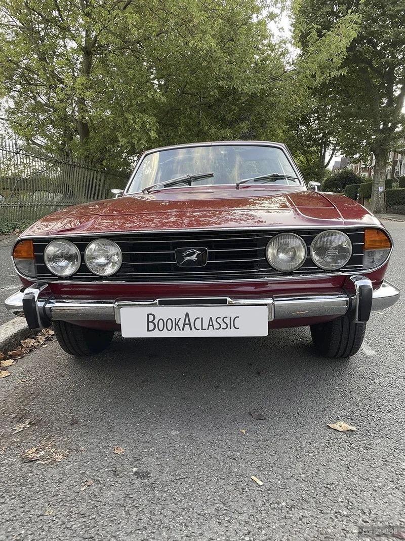 1974 Triumph Stag in London 4
