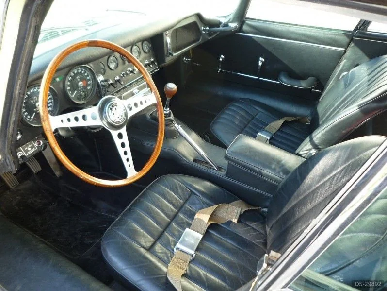 1967 Jaguar E-Type S1 4.2L in Wintzenheim 6