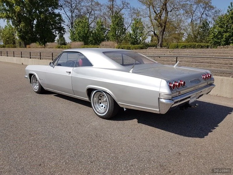 1965 Chevrolet Impala in Wintzenheim 2
