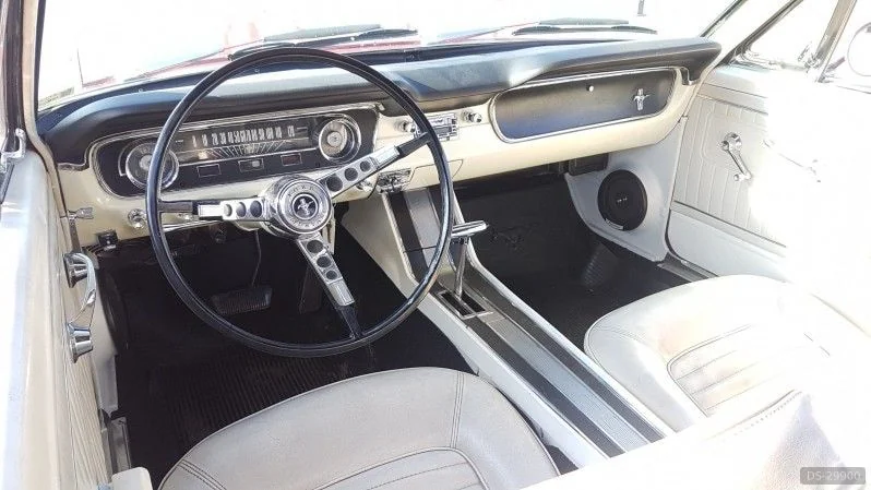 1965 Ford Mustang V8 in Wintzenheim 6
