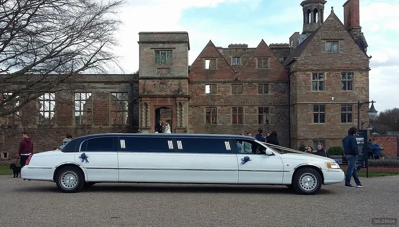 2013 Lincoln Town Car Limo in Birmingham 4