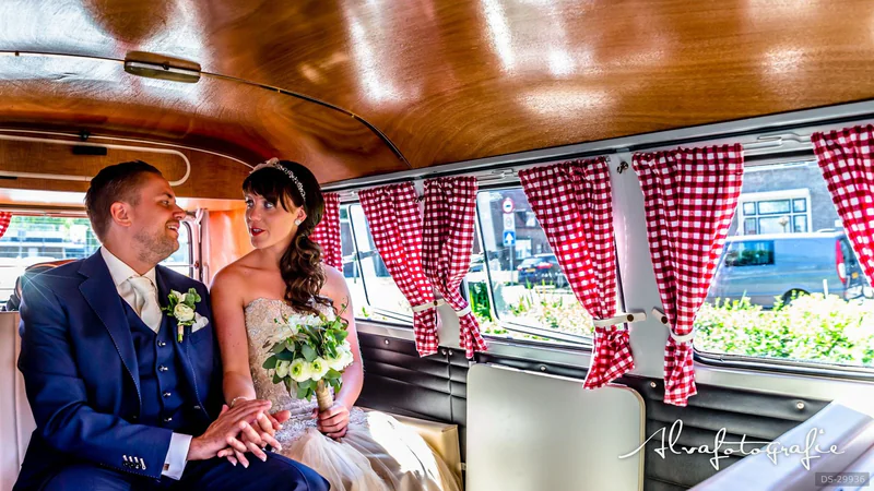 1967 Volkswagen T1 Spijlbus in Oosterstreek 6