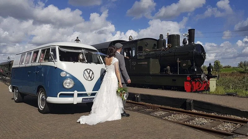 1967 Volkswagen T1 Spijlbus in Oosterstreek 10