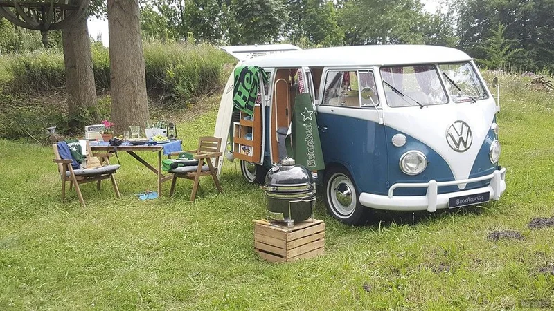1967 Volkswagen T1 Spijlbus in Oosterstreek 7