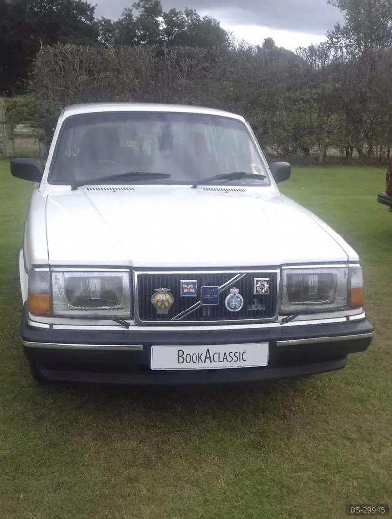 1992 Volvo 240 Gle in Liverpool 2