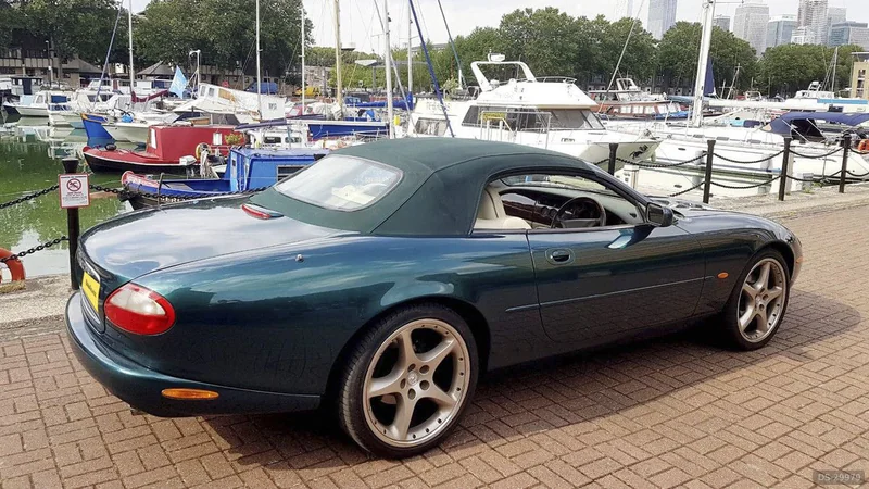 1996 Jaguar Xk8 in Upminster 3