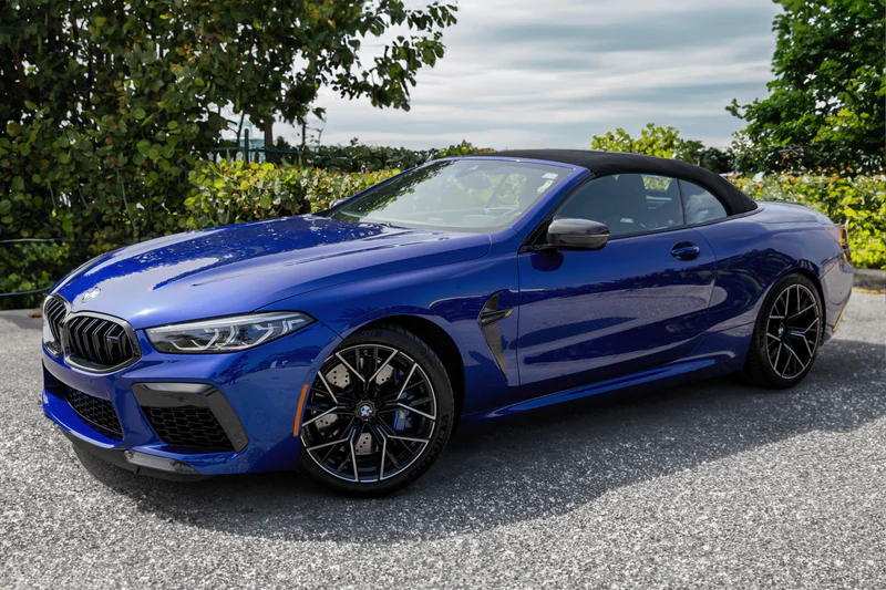 2022 BMW M8