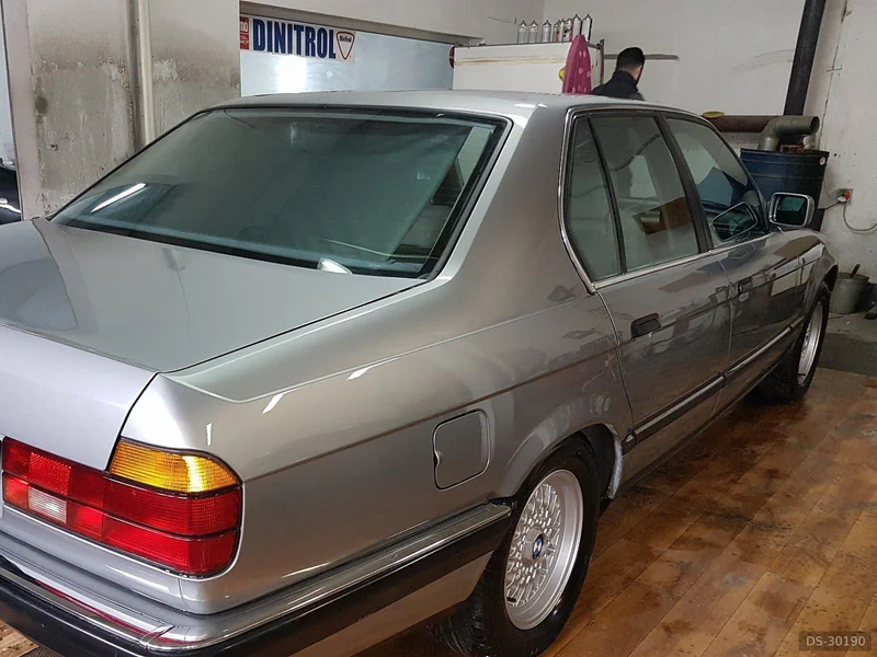 1986 BMW 735i in Skålvik 2