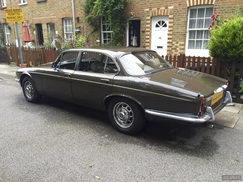 1978 Daimler Sovereign in Farmborough 2