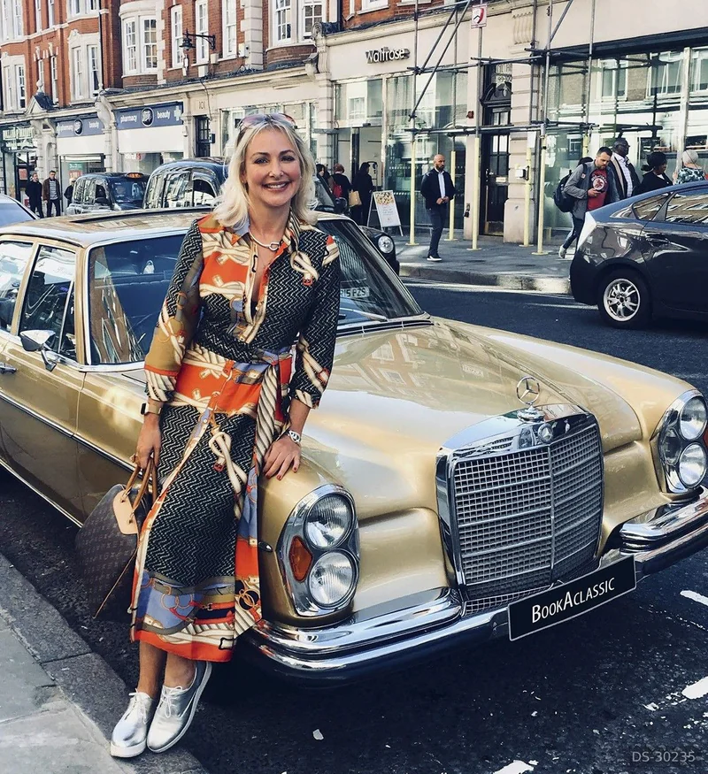 1973 Mercedes-Benz W108 280se in London 4