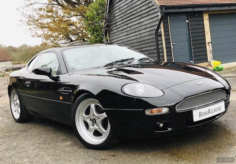 1998 Aston Martin DB7 in London 7