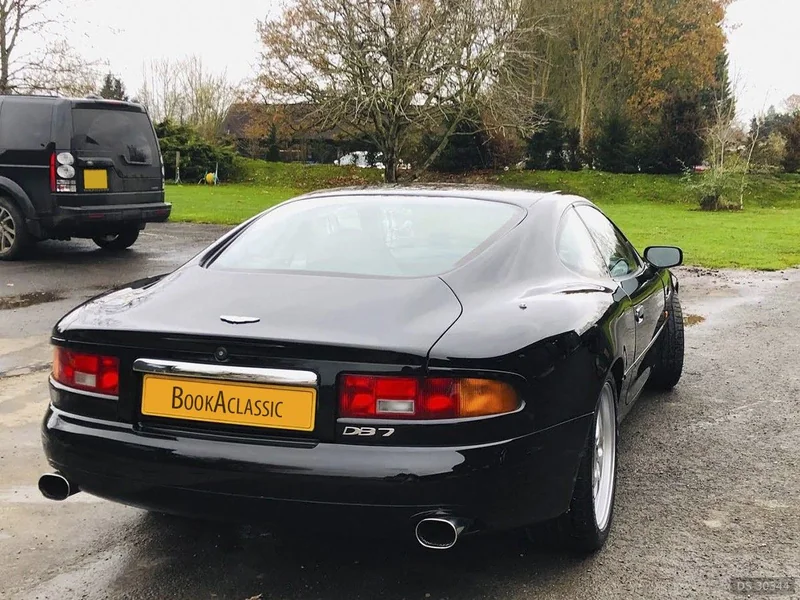 1998 Aston Martin DB7 in London 4