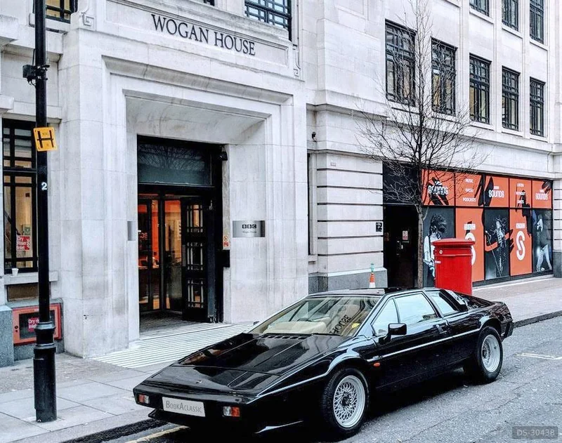 1986 Lotus Esprit in London 8