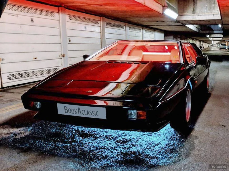 1986 Lotus Esprit in London 5