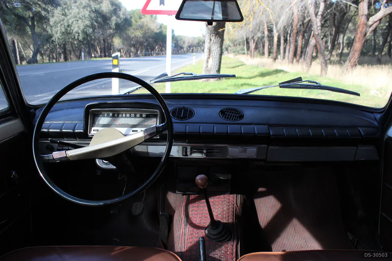 1969 Seat 124 in Madrid 5
