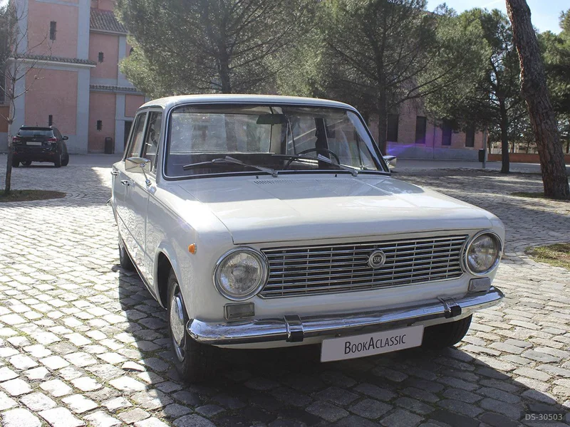 1969 Seat 124 in Madrid 2