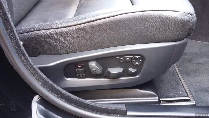 2004 BMW 530i E60 in Neratovice 4