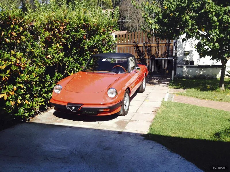 1984 Alfa Romeo Duetto in Sabaudia 2
