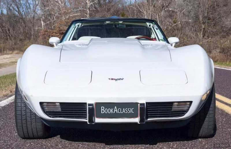 1977 Chevrolet Corvette C3 in Praha 2