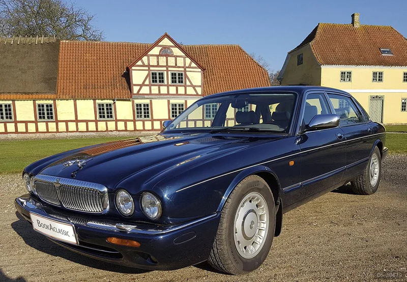 1998 Jaguar X308 V8 in Tommerup