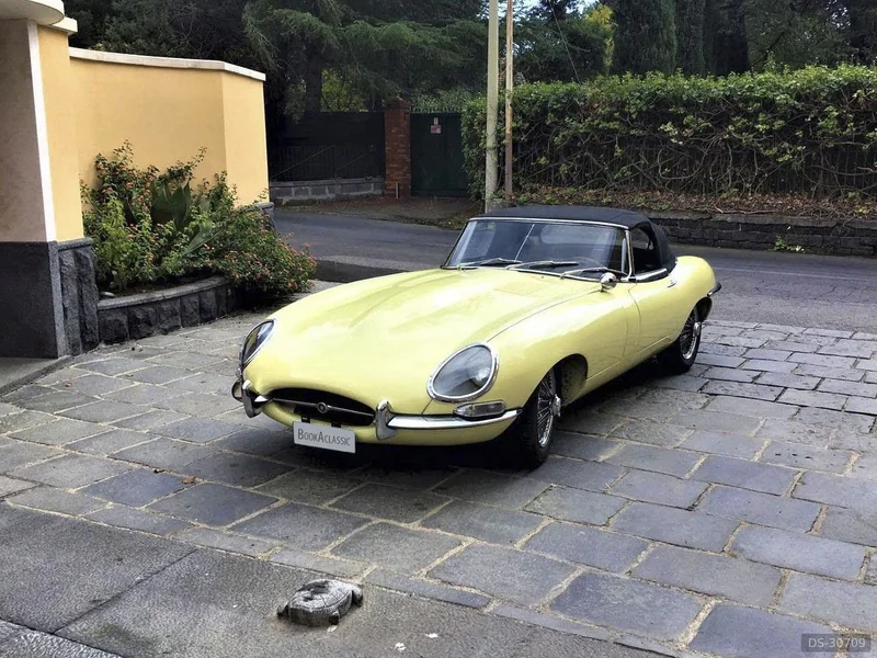 1968 Jaguar E-Type in Catania