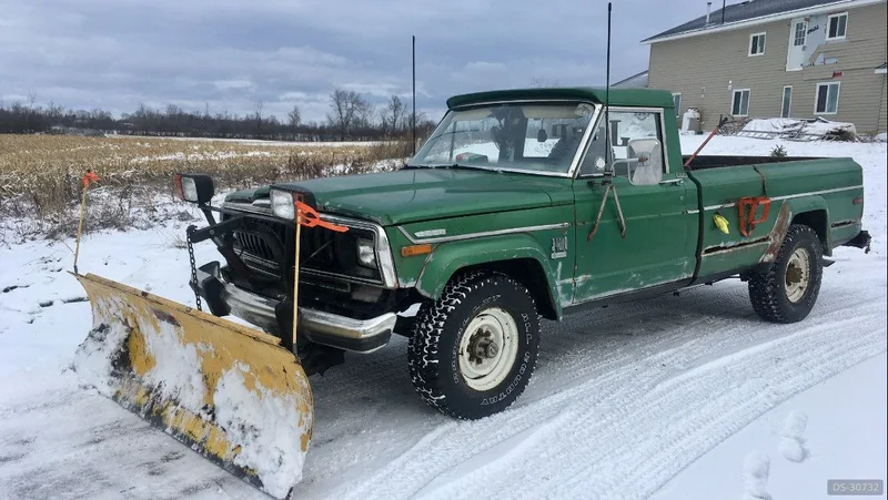 1973 Jeep J4000 Gladiator in Ottawa 1