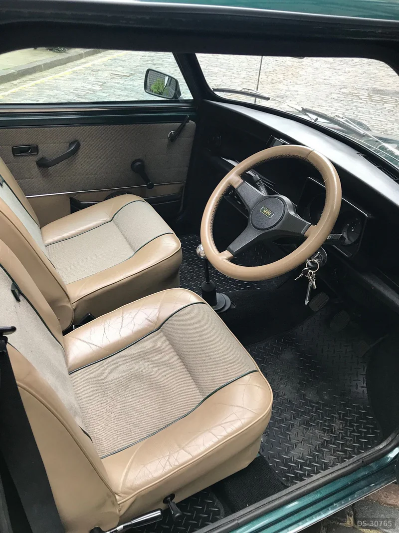 1993 Mini Cooper in London 4