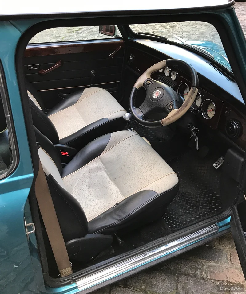 1998 Mini Cooper in London 2