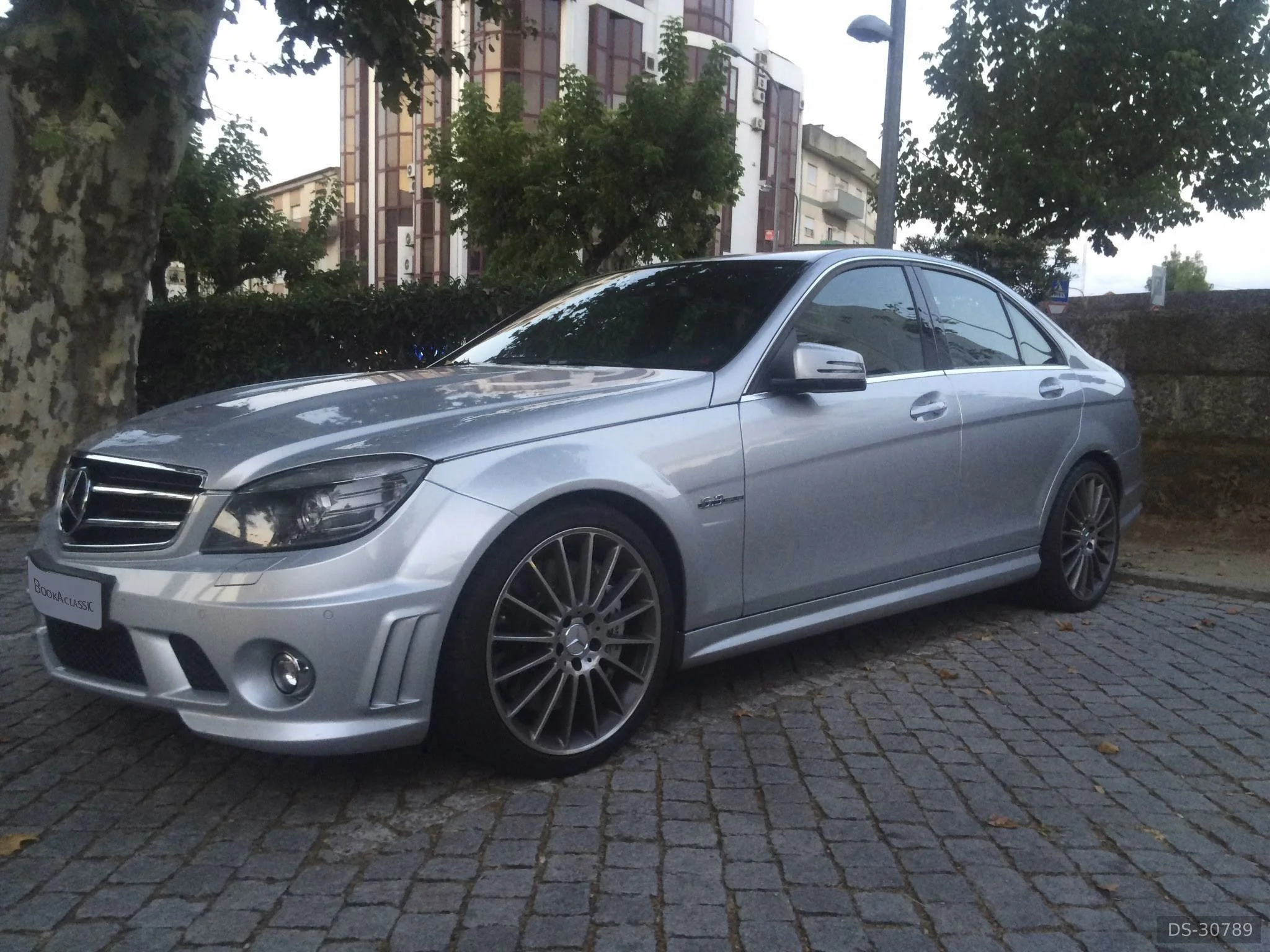 2010 Mercedes-Benz C63 AMG