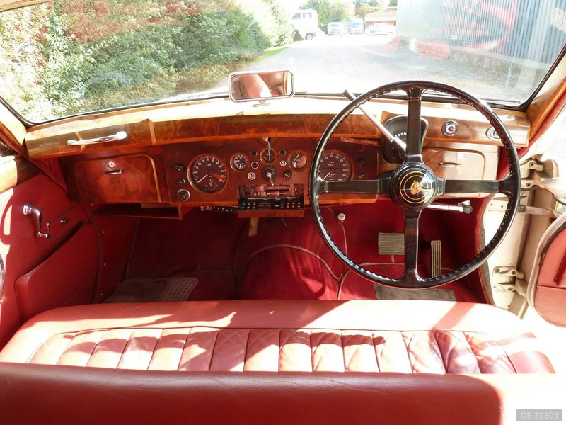 1960 Jaguar MK9 in Manchester 6