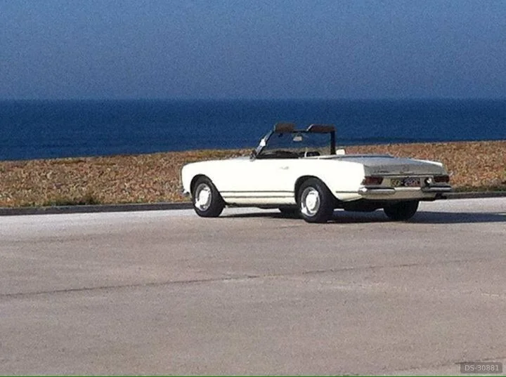 1965 Mercedes-Benz 230SL Pagoda in Croydon 4