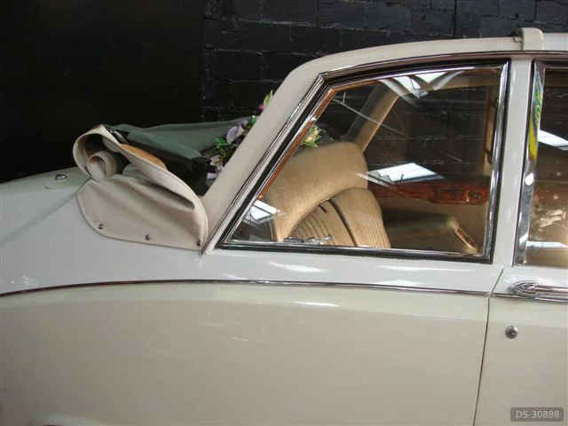 1989 Daimler D S420 Laundelette in Glasgow 3