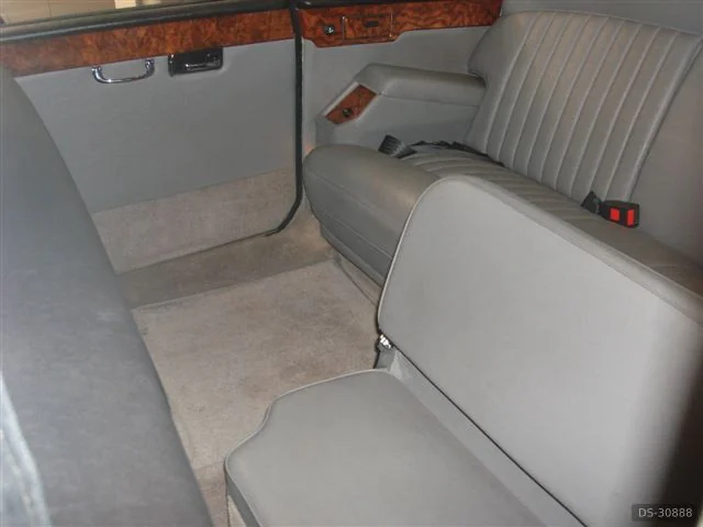 1989 Daimler D S420 Laundelette in Glasgow 6