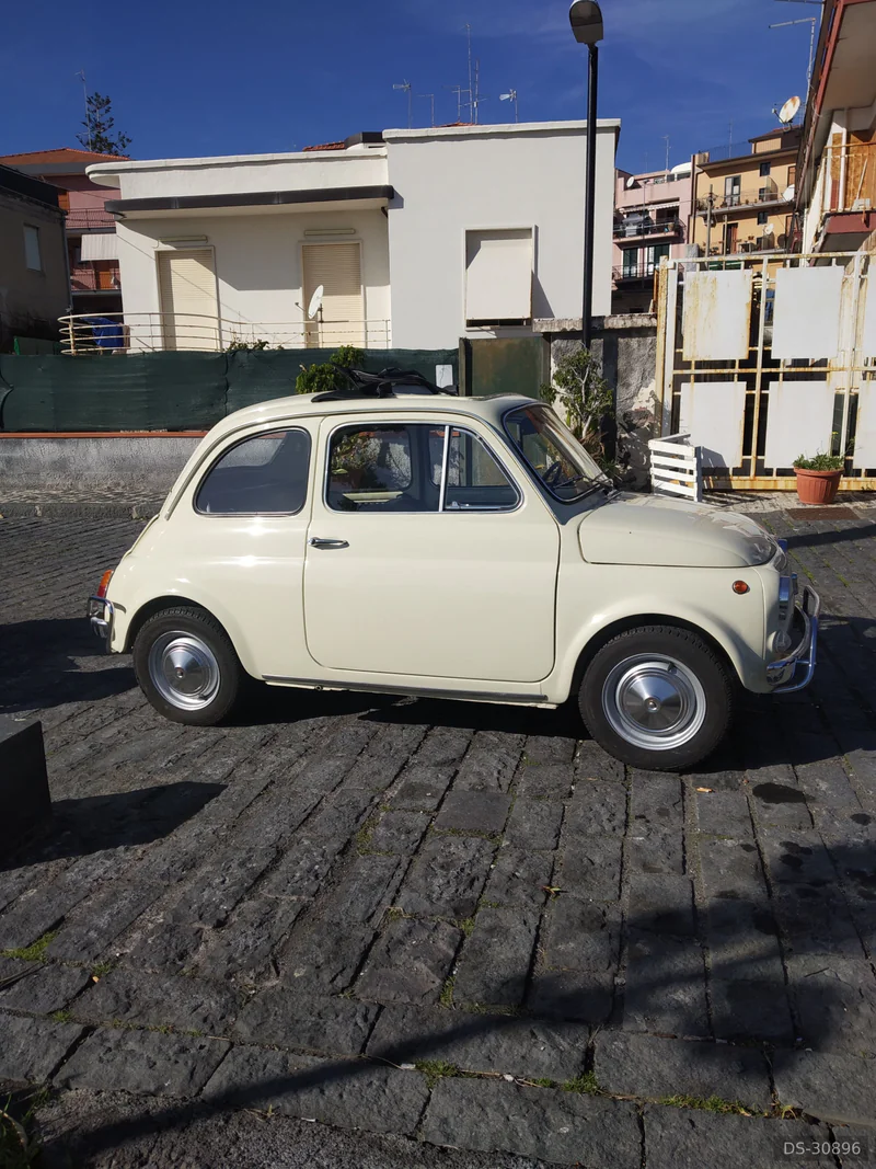 1971 Fiat 500 in Catania 6