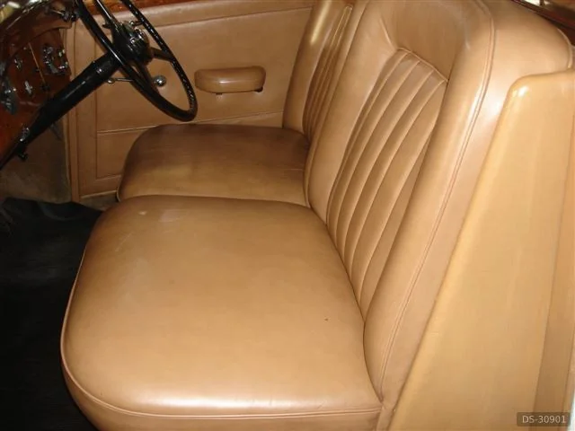 1949 Rolls-Royce Silver Wraith in Glasgow 5