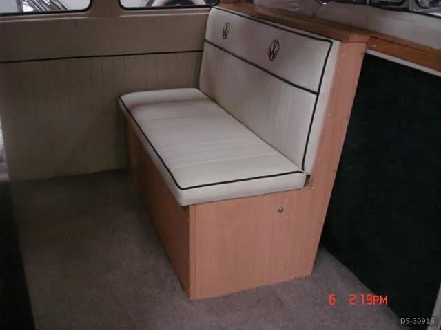1966 Volkswagen Campervan 5