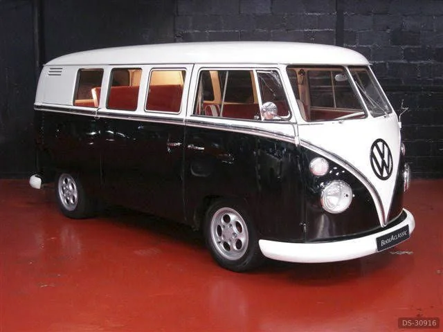 1966 Volkswagen Campervan 5