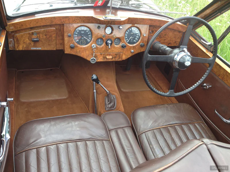 1958 Jaguar XK 120 in Oberuzwil 4