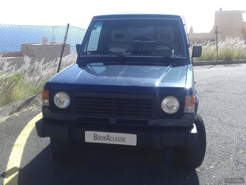 1998 Mitsubishi Montero in Candelaria 2