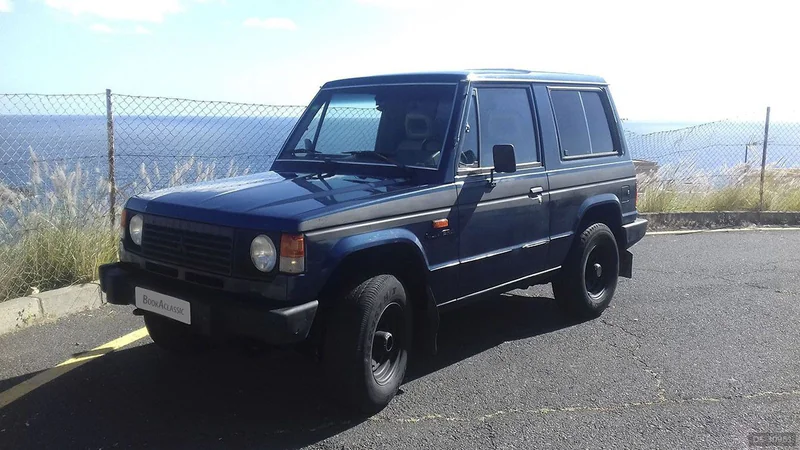 1998 Mitsubishi Montero in Candelaria