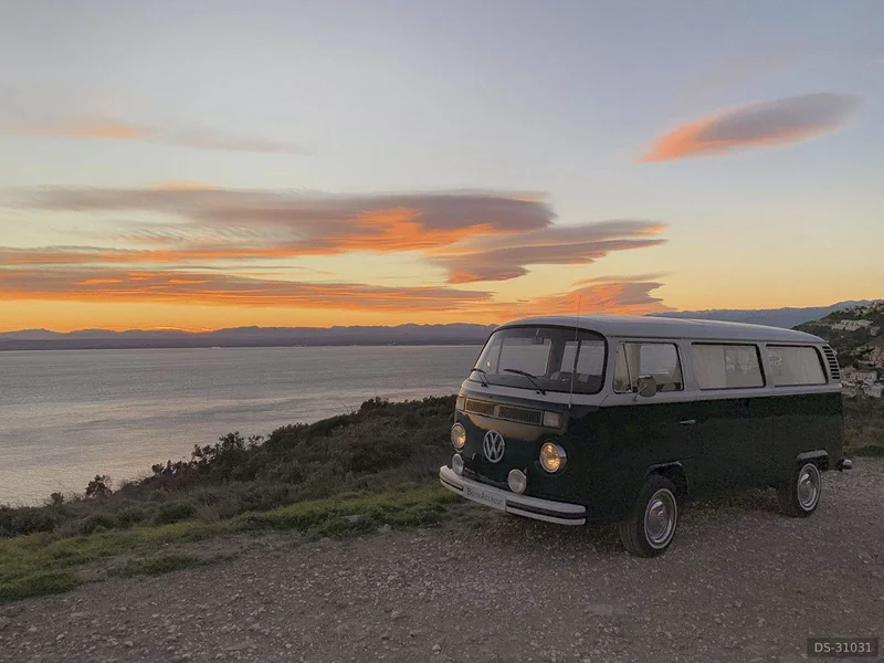 1974 Volkswagen T2 in Torroella De Fluvia 2