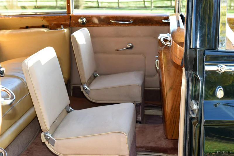 1965 Rolls-Royce Phantom V in Reading 5