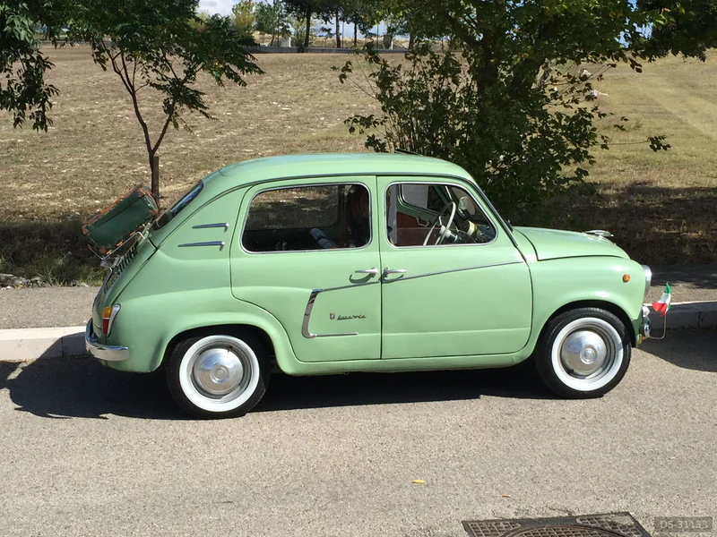 1958 Fiat 600 in Torre Del Greco 9