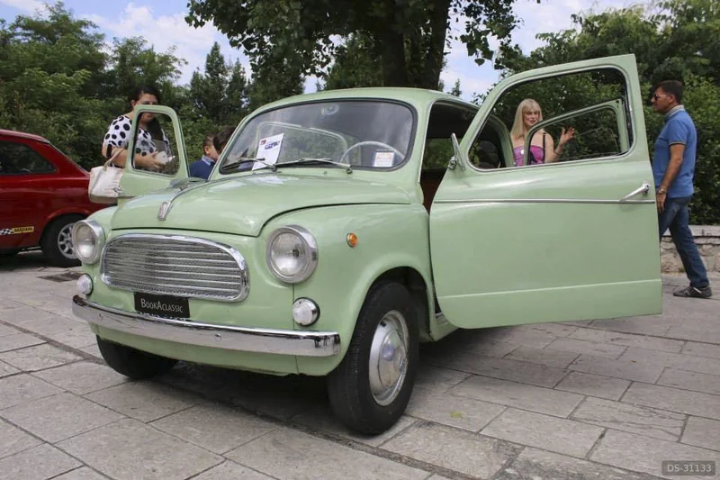 1958 Fiat 600 in Torre Del Greco 7