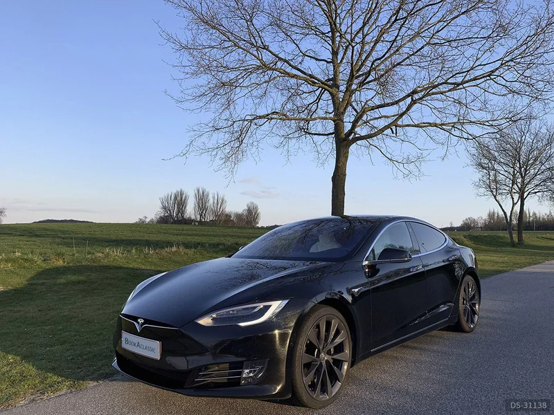 2017 Tesla S75 in Køge
