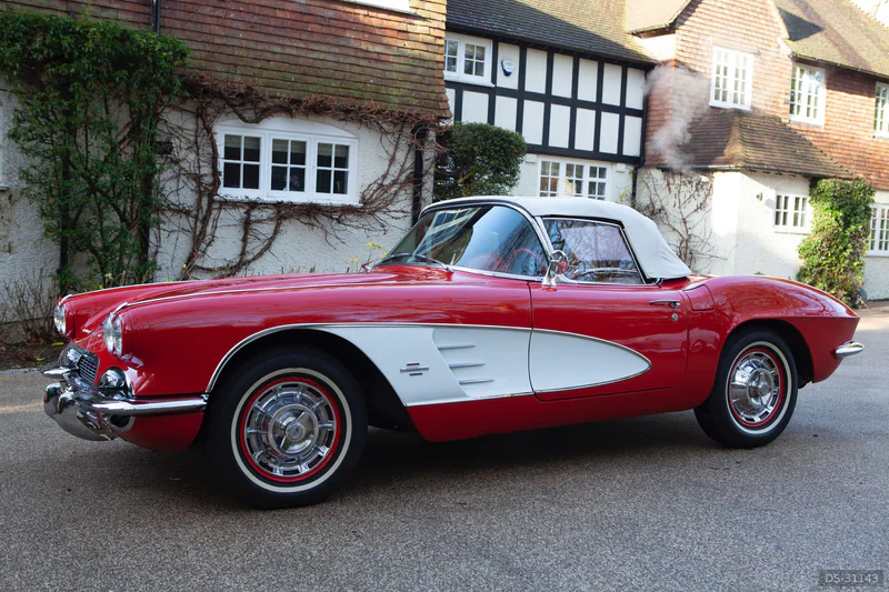 1961 Chevrolet Corvette C1 Convertible in Oxted 3