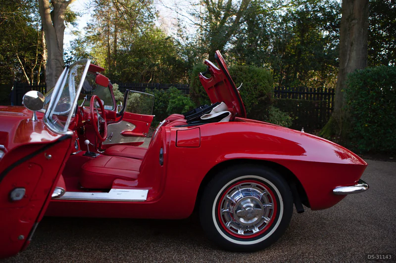 1961 Chevrolet Corvette C1 Convertible in Oxted 8